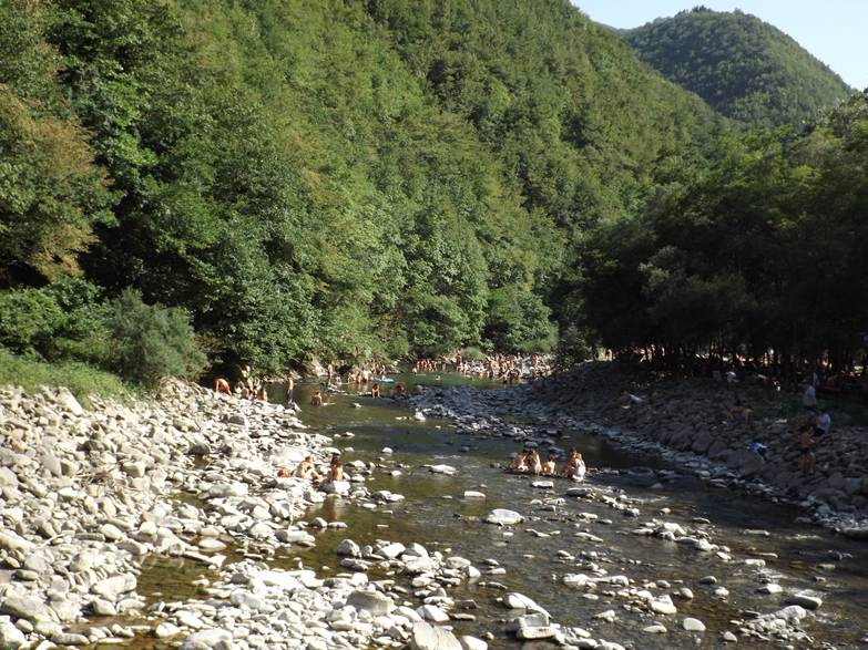  Image name: Image30.jpg 
 width: 783 pixel 
 height: 587 pixel 
 Size: 143970 bytes 
 Click to enlarge 